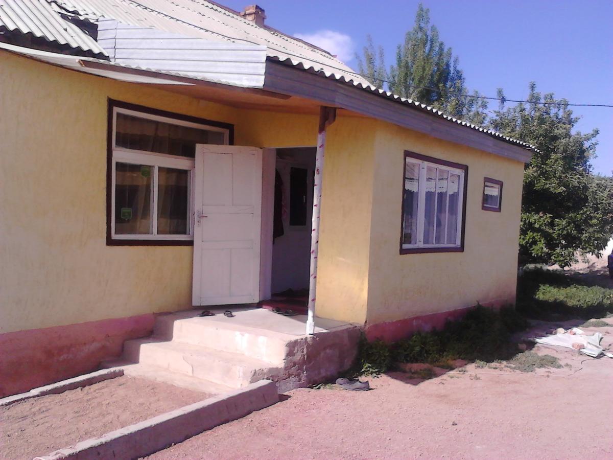 Happy Hostel In Kochkor Exterior foto