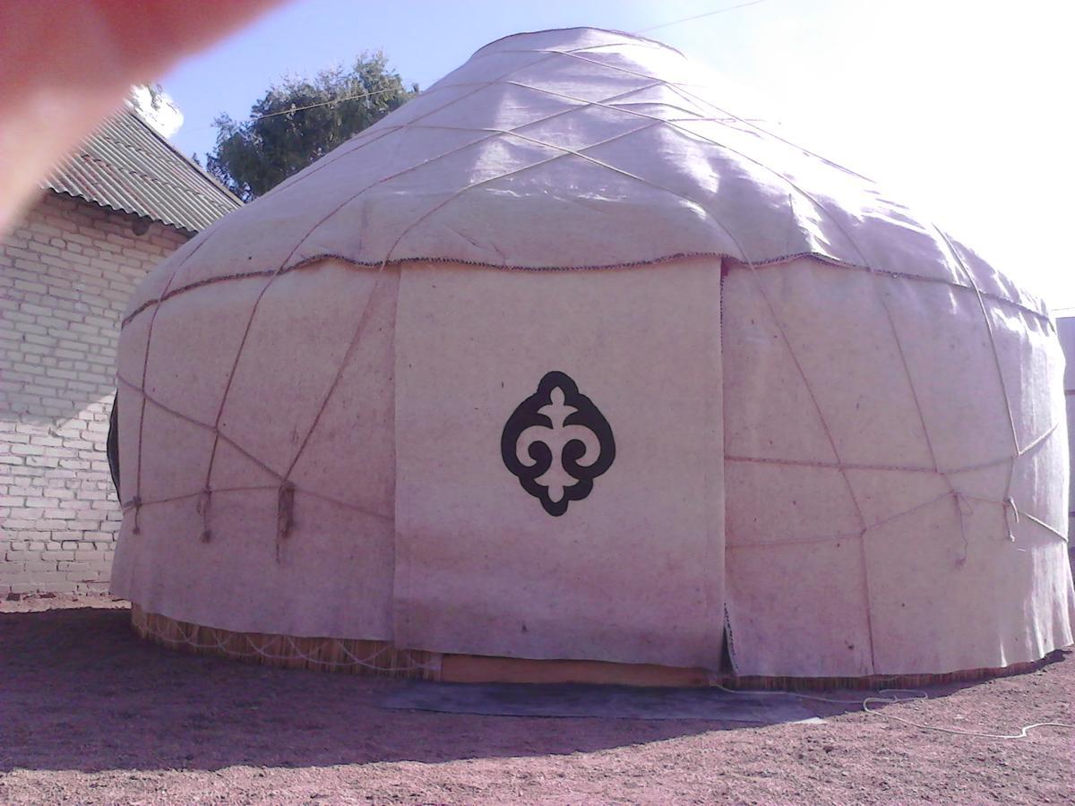 Happy Hostel In Kochkor Exterior foto